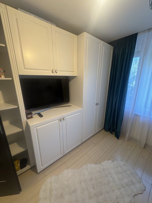 Inchiriez apartament