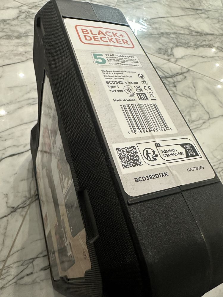 Bormasina cu acumulator Black+Decker 18V 2Ah BCD382D1K