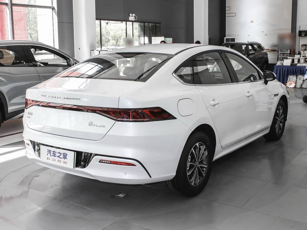 Byd Qin Plus Dm-i гибрид 55км предзаказ по низким ценам