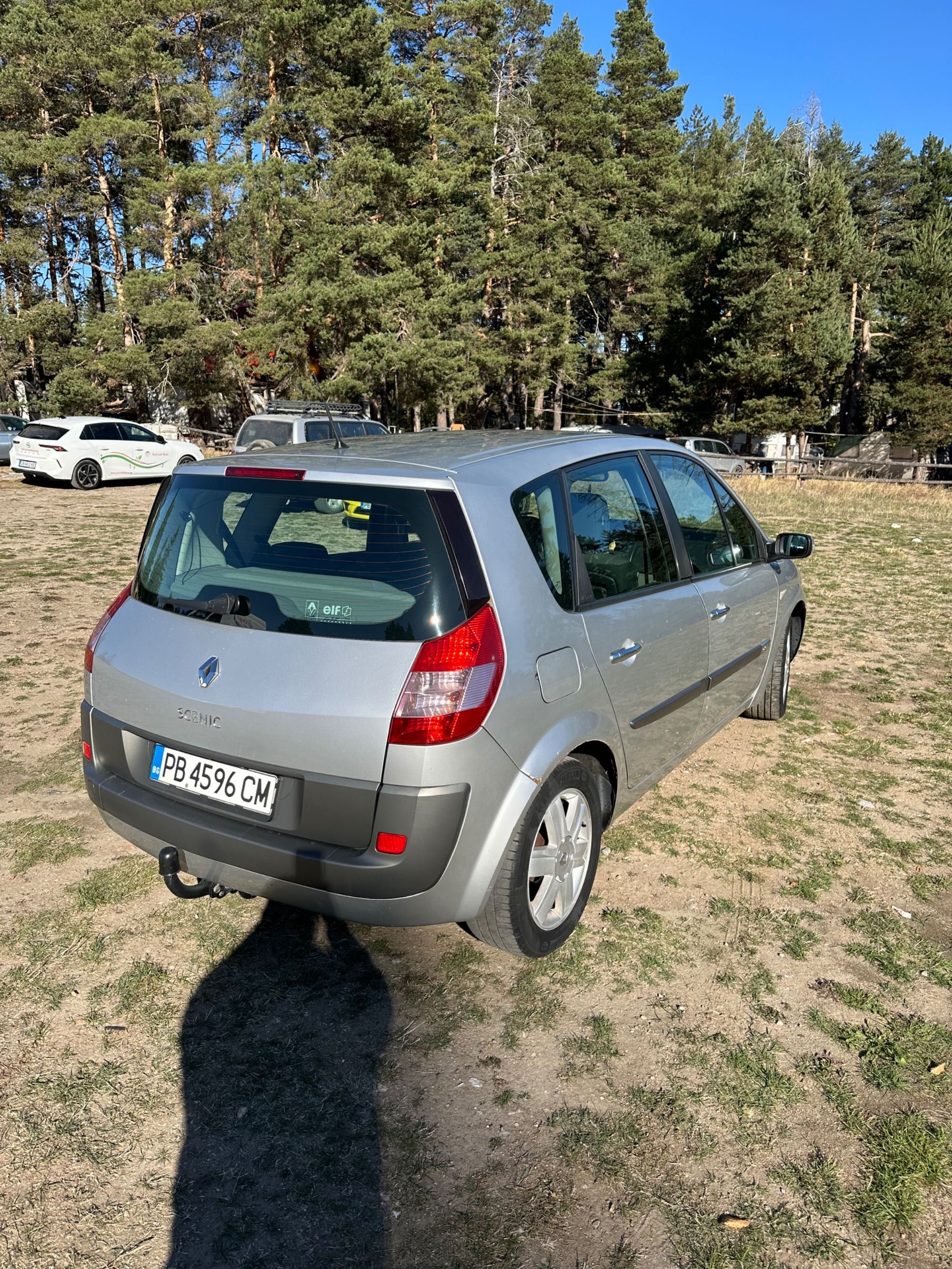 Продавам Рено Сцени 1,5 dci
