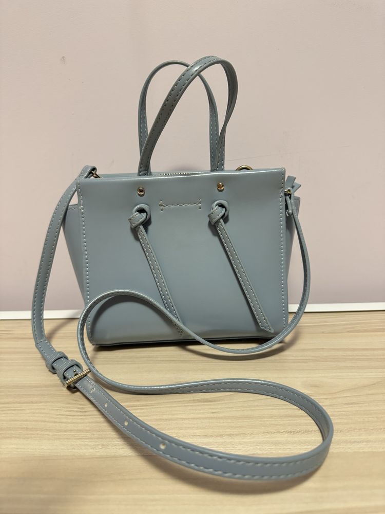 Малка чанта Zara
