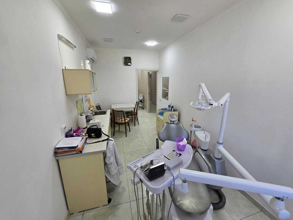 Продается коммерческое помещение рядом с Дворцом Авиастроителей