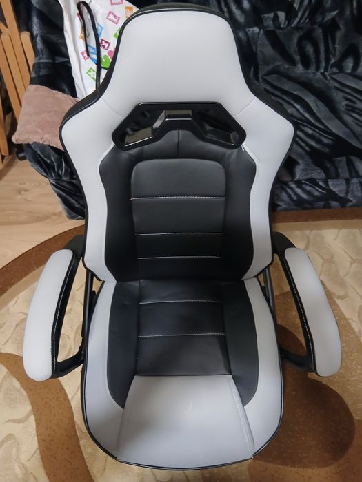 Scaune de birou reglabile pe înălțime