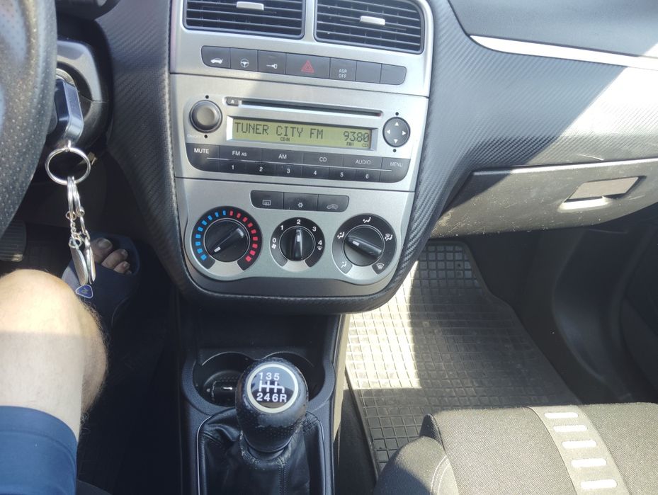Fiat Punto 1.4 Benzin 6 viteze