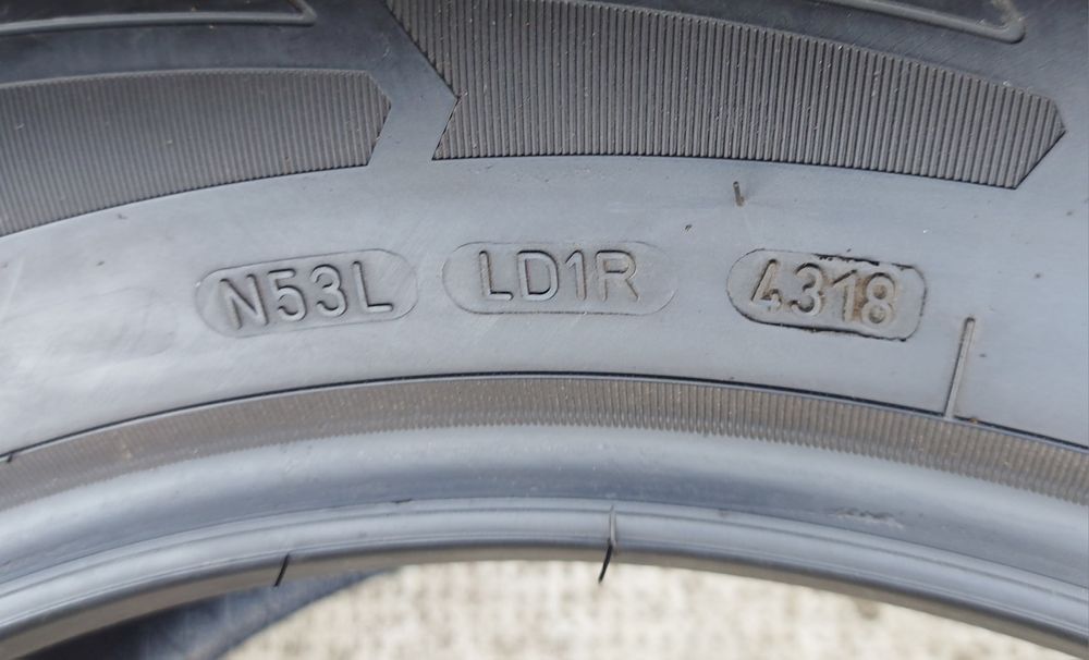 Set 2buc 235/55 R18 104H XL SUV Goodyear Ultra Grip Performace M+S iar