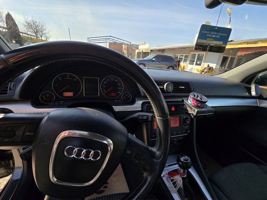 Vând Audi A4 B7 Avant