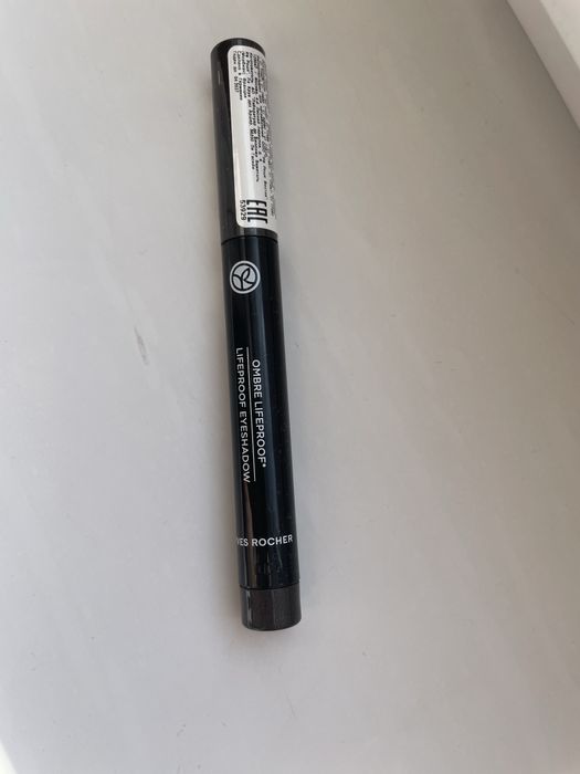 Ультрастойкие тени карандаш Ив Роше