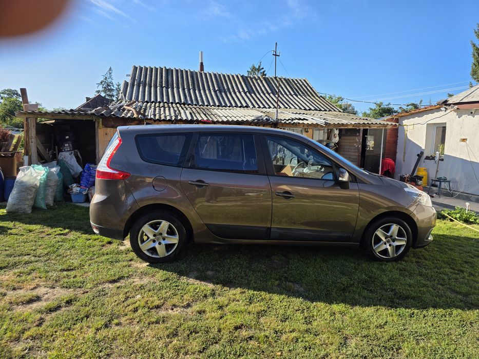 Renault grand scenic 2012 .1.5 dci