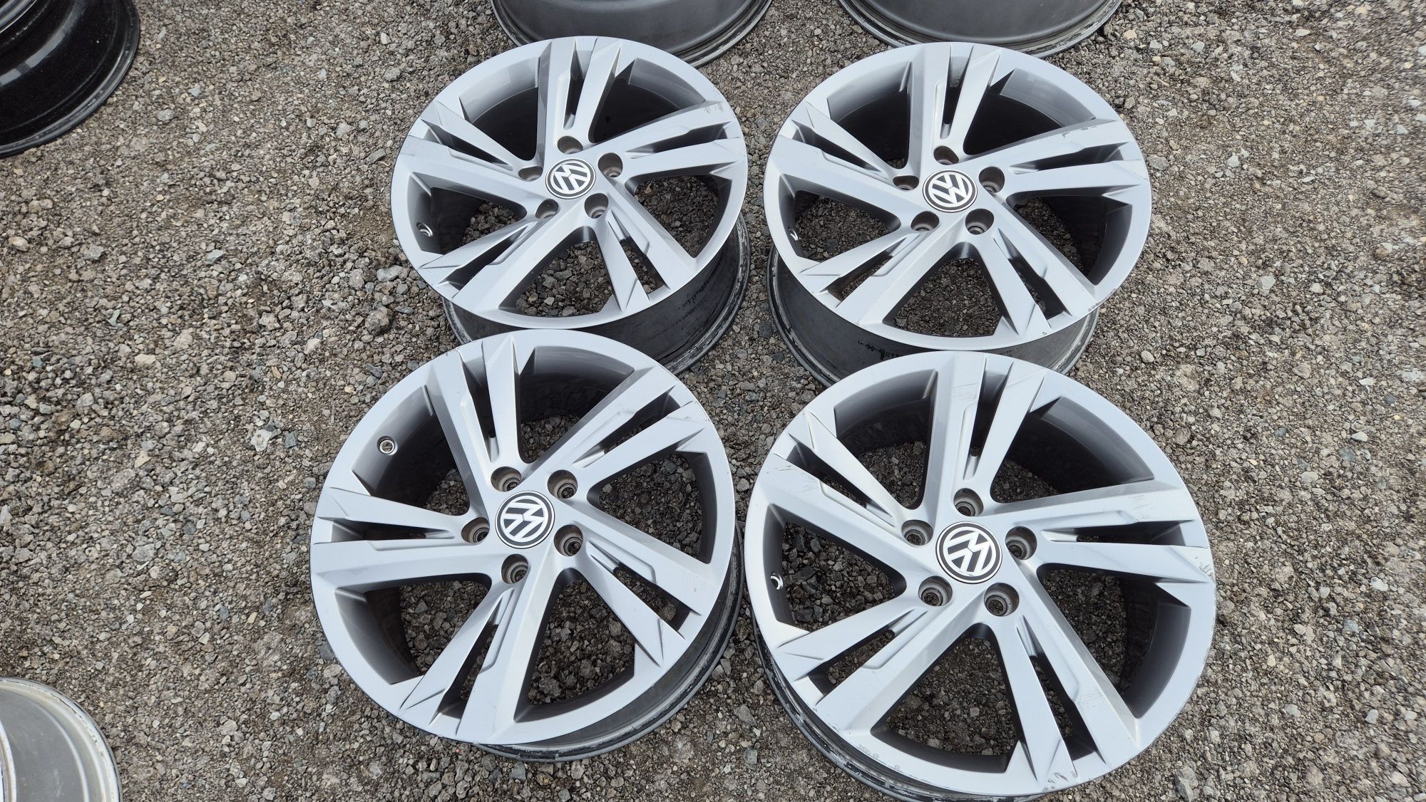 Оригинални джанти Фолксваген 5/112 VW Golf 8 R line 5x112