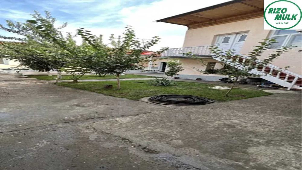 Олмазор тумани Куштутда ховли сотилади. NR494/161