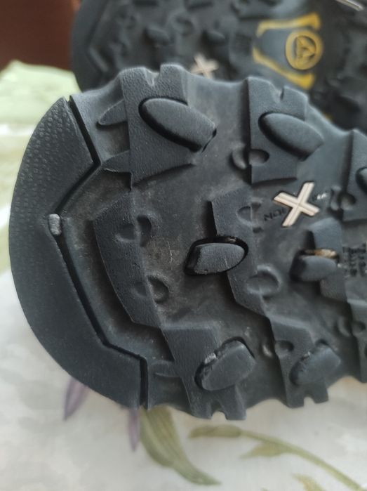 Incaltaminte trekking La Sportiva Ultra Raptor 2