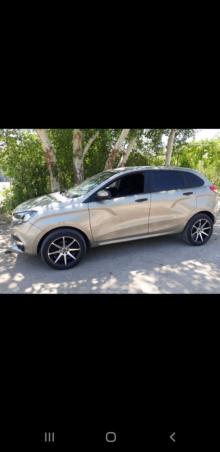 Срочно продаётся автомобиль х рей
