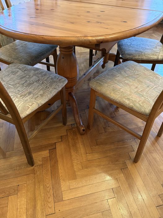 Masa extensibila  lemn masiv + 6 scaune