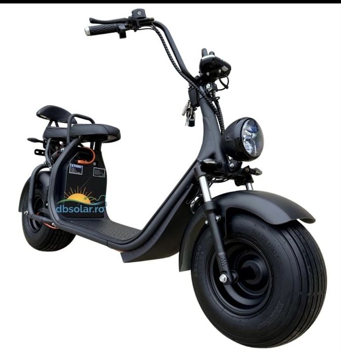 Vand scuter electric