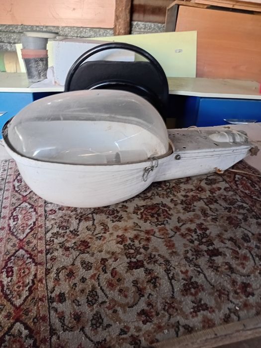 Фонарь уличный отличный