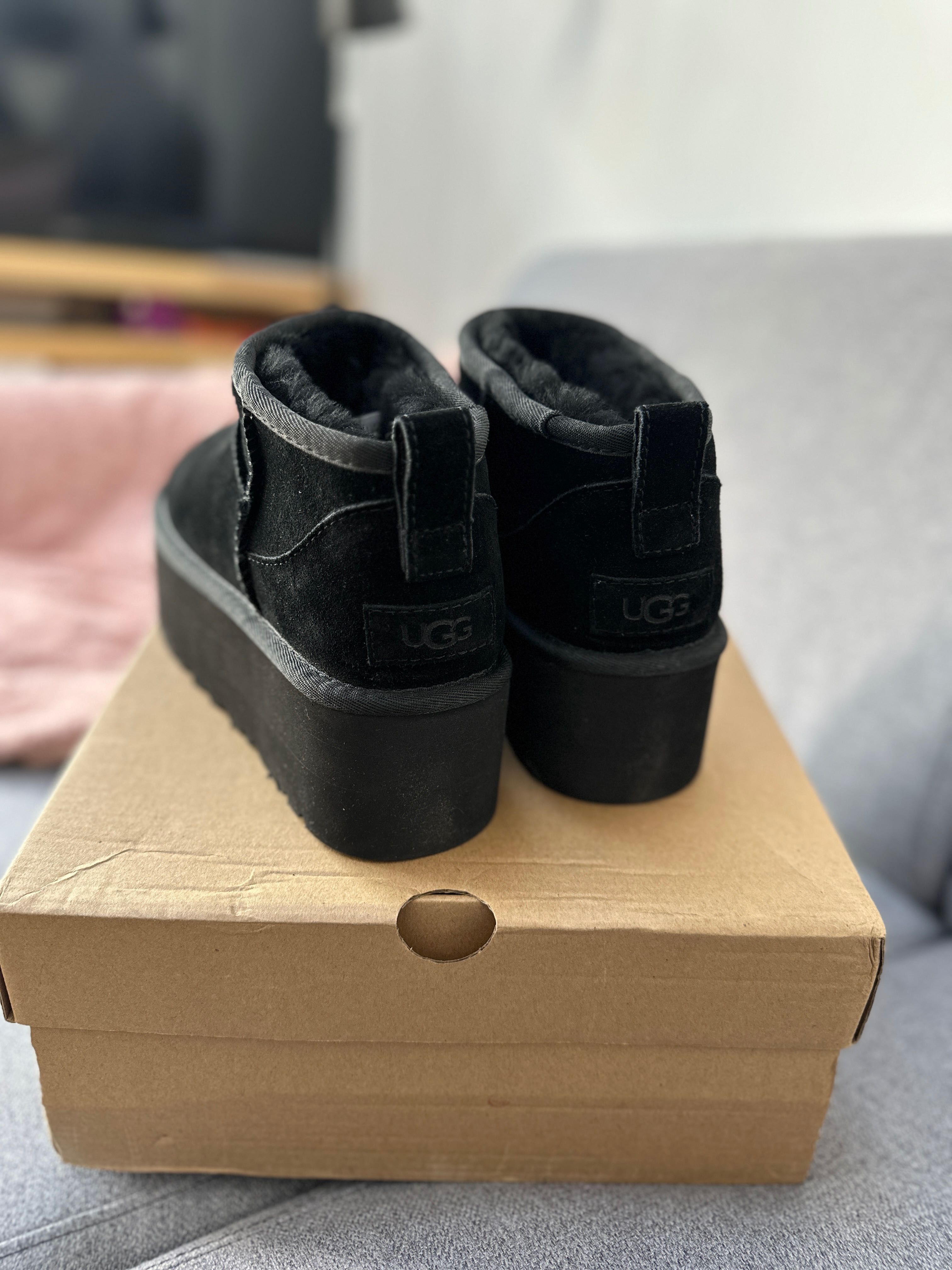 UGG ultra mini platforma boot mărimea 37