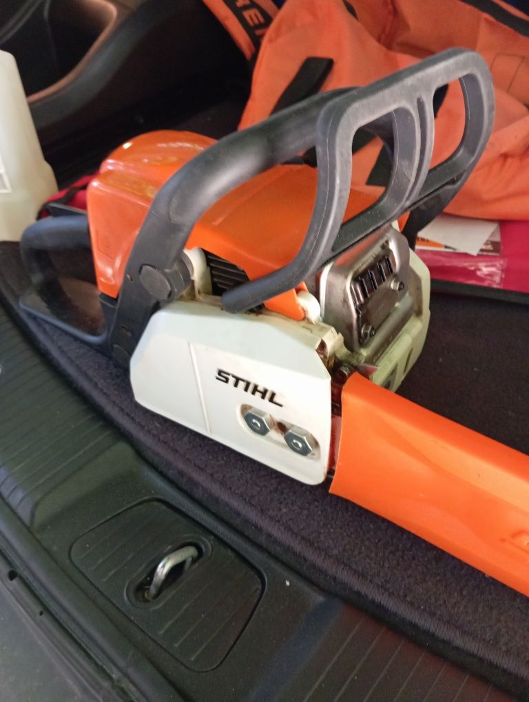 STIHL MS 170 моторна резачка