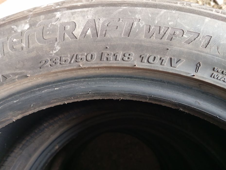 235/50/18 Kumho iarna