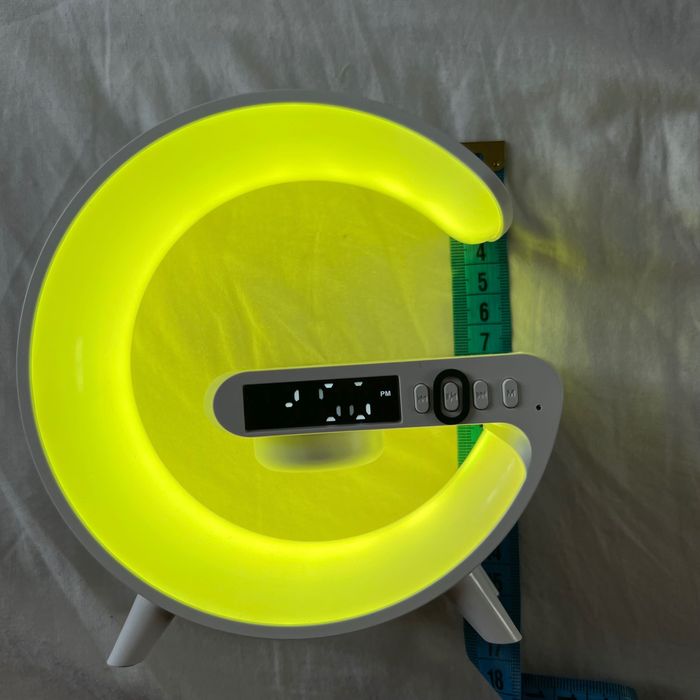 Ceas / bluetooth/ speaker cu lumina