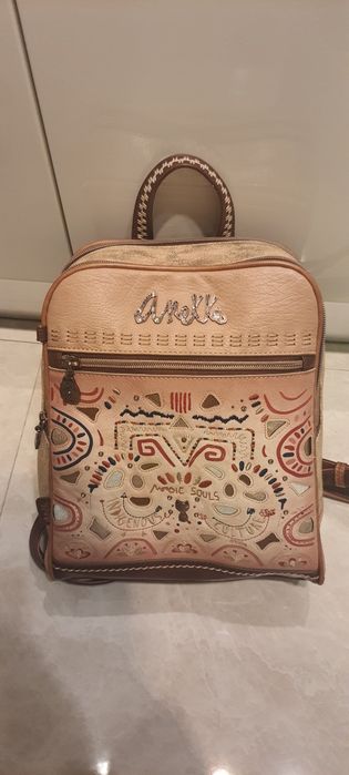 Vand rucsac Anekke in stare perfecta, purtat de cateva ori