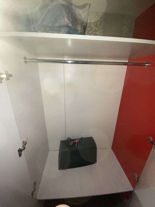 Шкаф киим илетн киим коятын