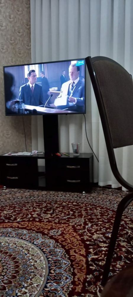Телевизор SAMSUNG