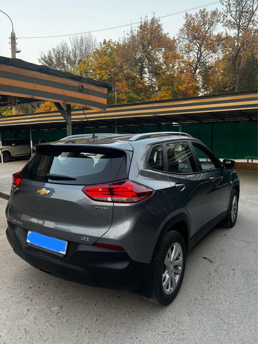 Продается  автомобиль Трекер 2