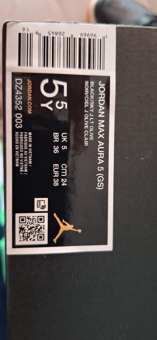 Adidasi Jordan Max AURA 5 (GS)