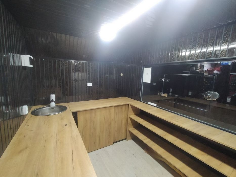 Food trusk  hot dok tachkasi