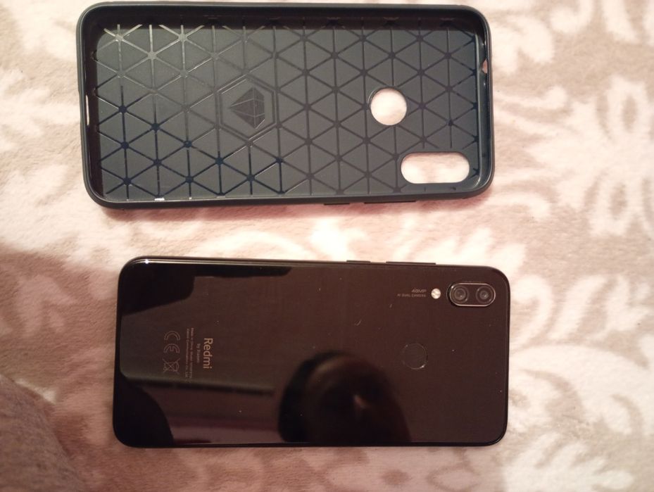 Vând redmi note 7 impecabil