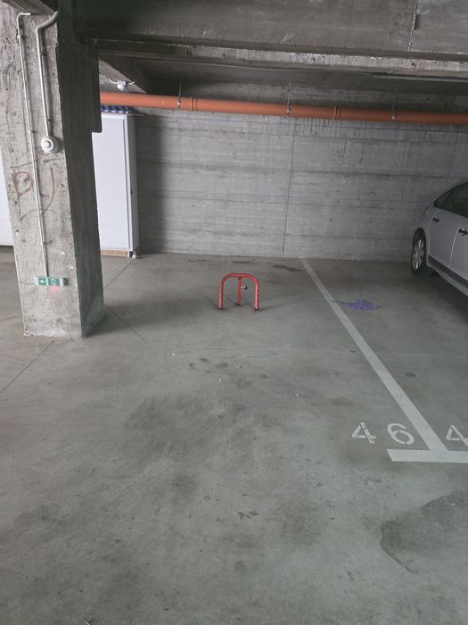 Vand Parcare subterana Str Eroilor Floresti