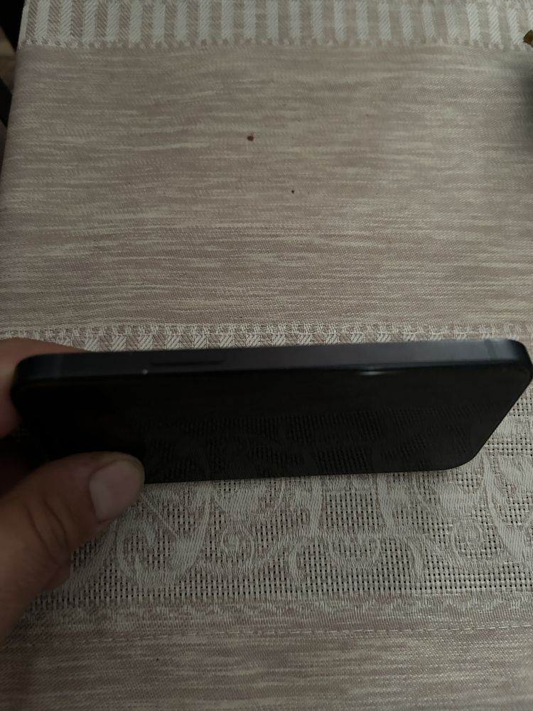 Iphone 12 mini във перфектно състояние