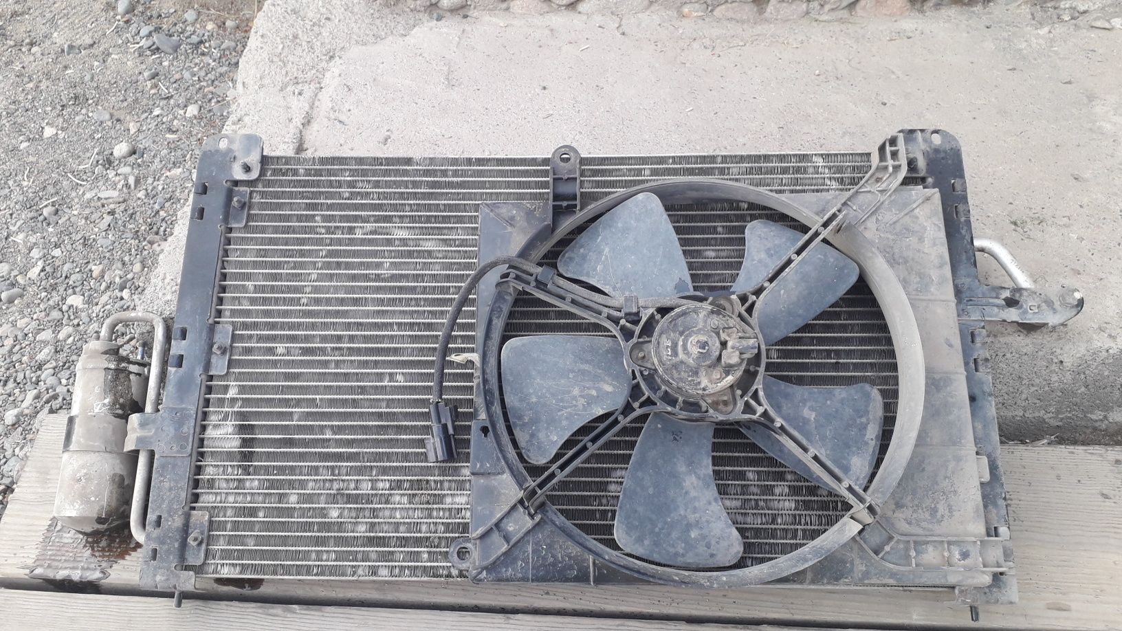 Радиатор вентилятор кандёр