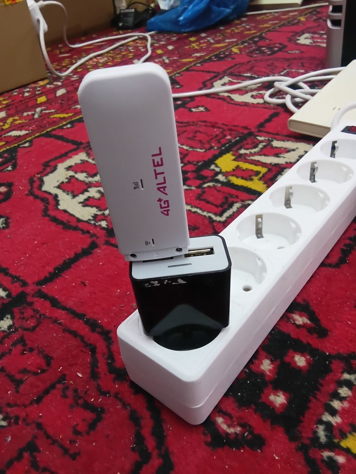 Для смартфонных тарифов билайн актив теле2 алтел izi 4G Wi-Fi роутер