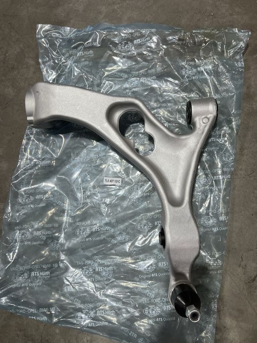 Brat nou fata stanga Vw Touareg 7L 2003-2010