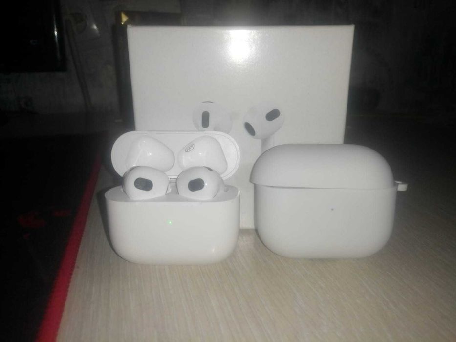 продам AirPods pro