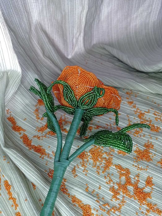 Trandafir handmade din mărgele