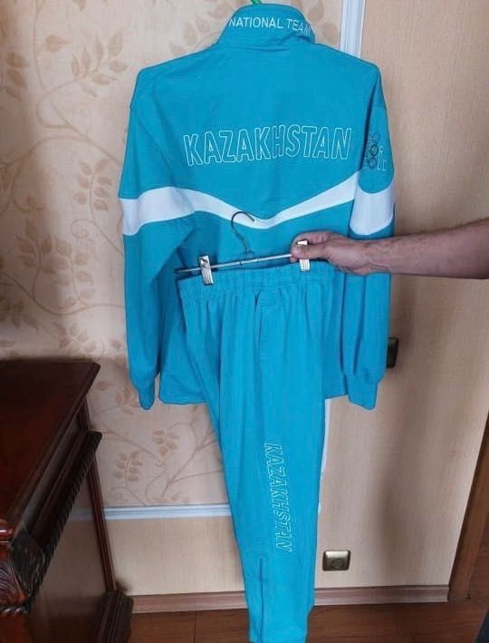 Спортивные костюмы Казахстана