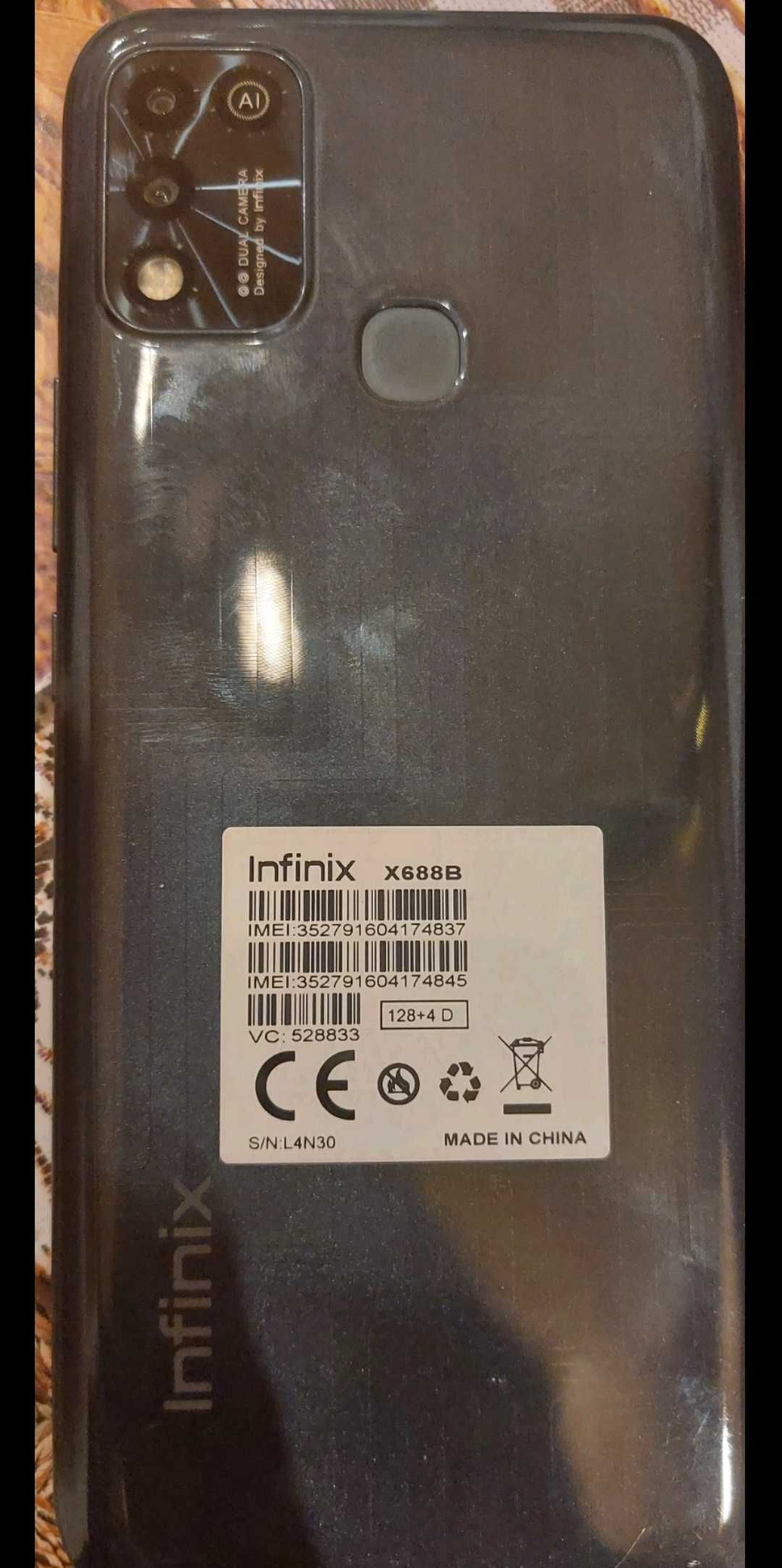 Продавам телефон Infinix hot11 128Gb