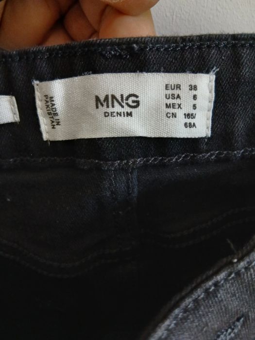 Blugi fete masura 38 sau M/L noi fara eticheta