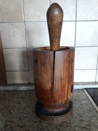Старинно дървено хаванче за орехи. Декорация за механа, декупаж. 45лв