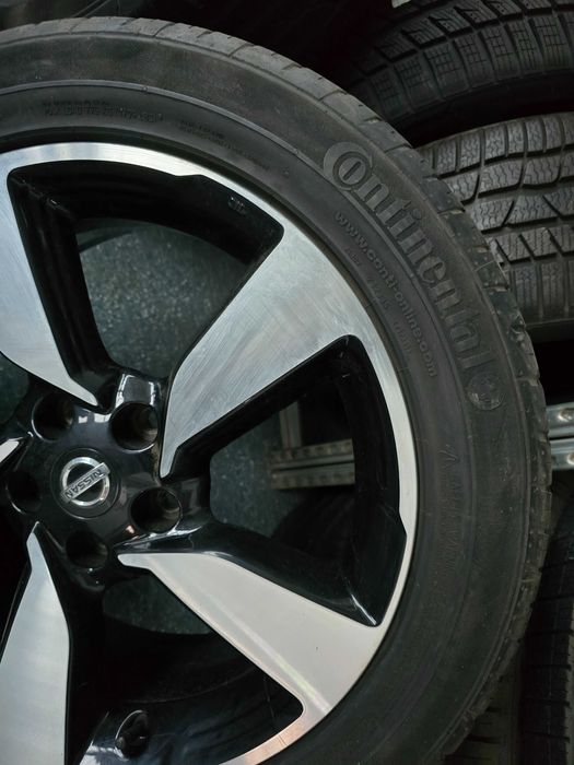 Jante Nisan Qasqai anvelope Continental ContiPremiumContact 215 55 R18