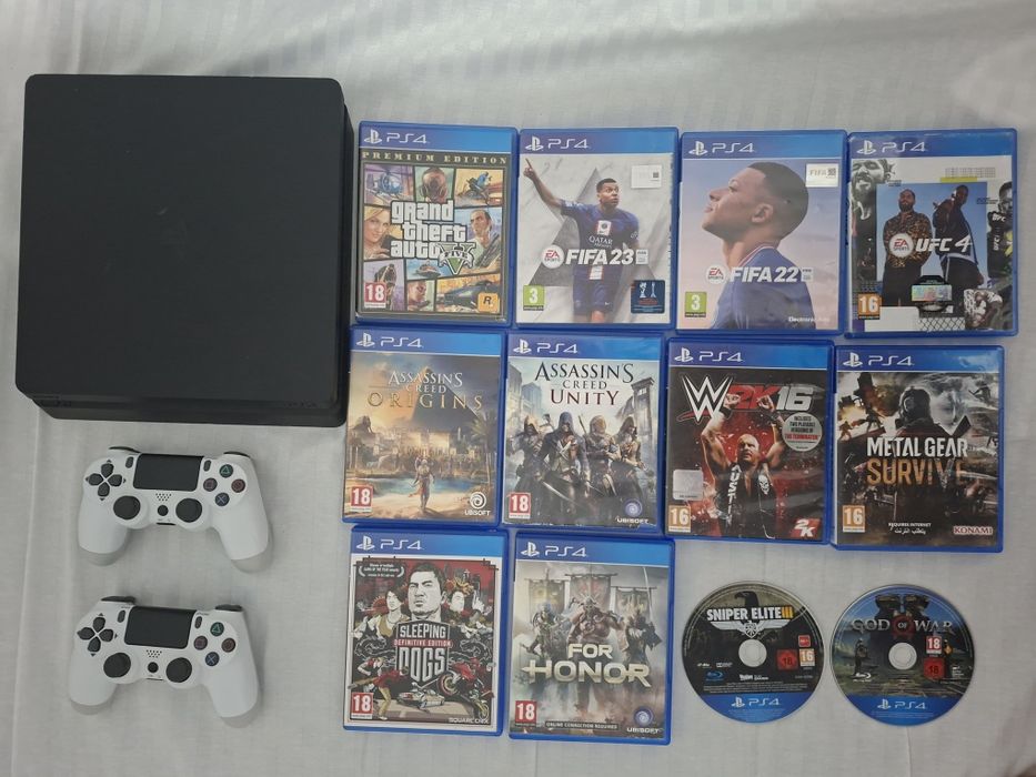 Vând ps 4 slim 500gb 2 console