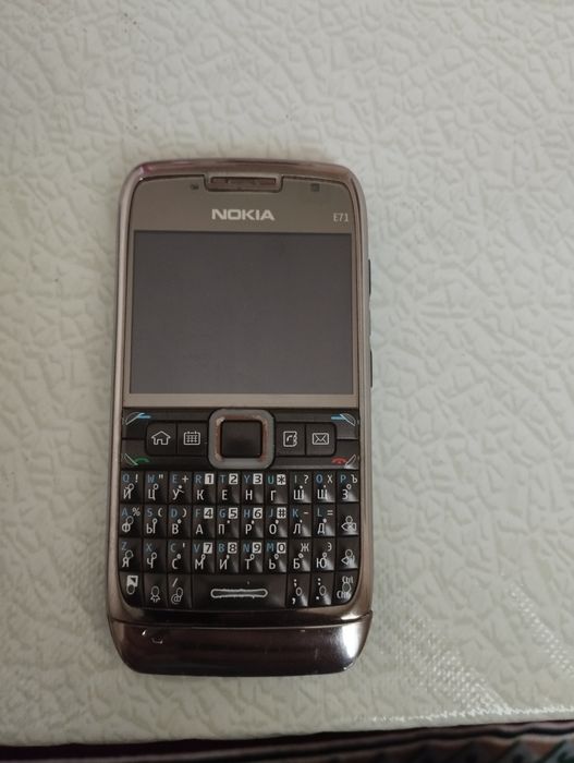 NOKIA E71 оригинал