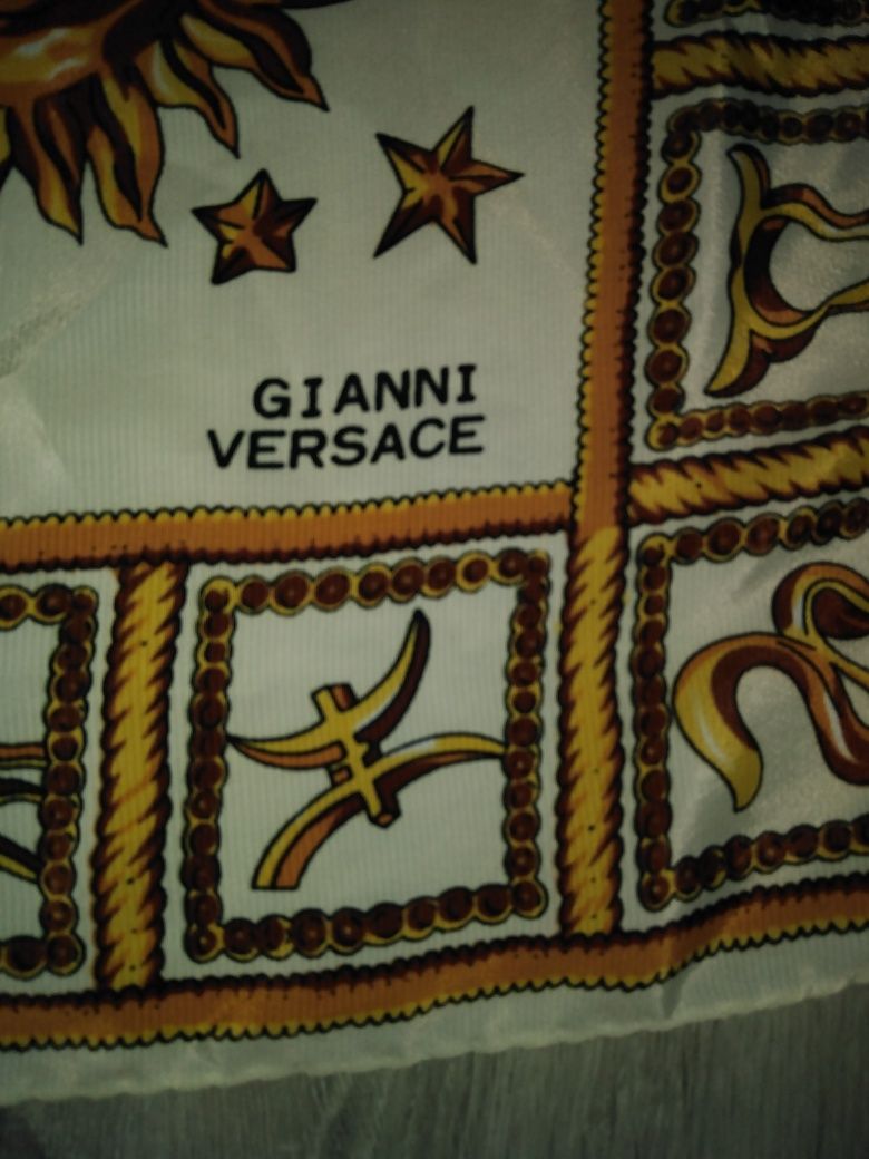 Gianni versace vintage eșarfă zodiac din mătase naturala