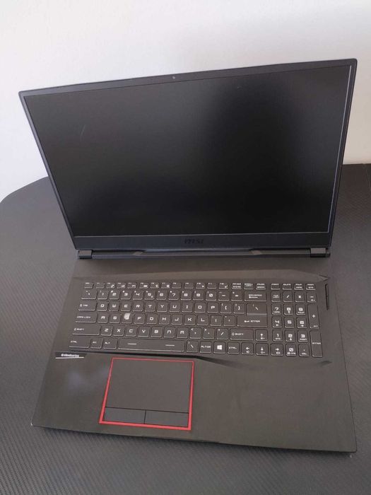 Laptop MSI GE75 Raider 8SG 17.3" i7-8750H, RTX 2080, 40GB RAM, SSD 1TB