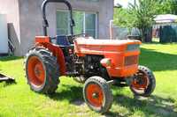 Tractor FIAT cu cadru de protectie, recent adus din Italia