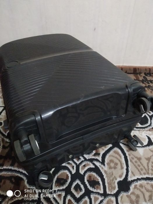 Чемоданы большие полипропиленовые