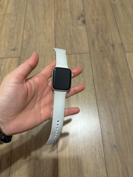 Apple Watch SE 2 44 mm