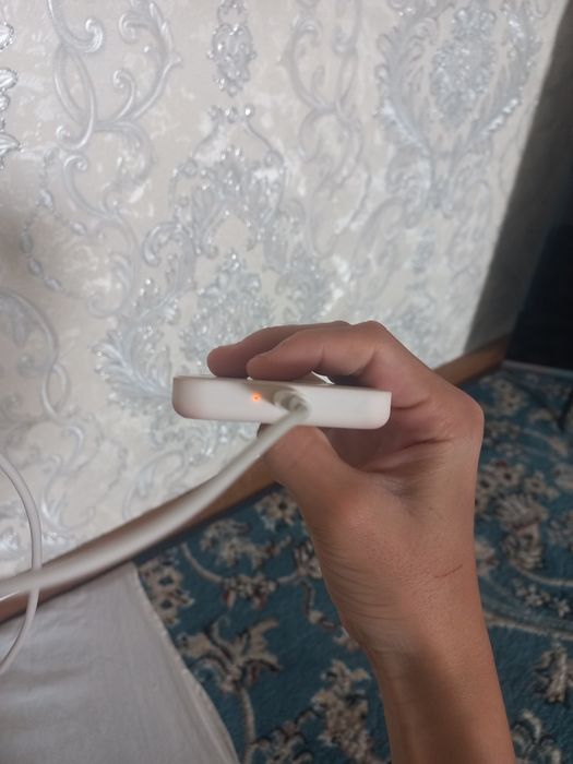 Продаётся срочна аккумулятор для айфона